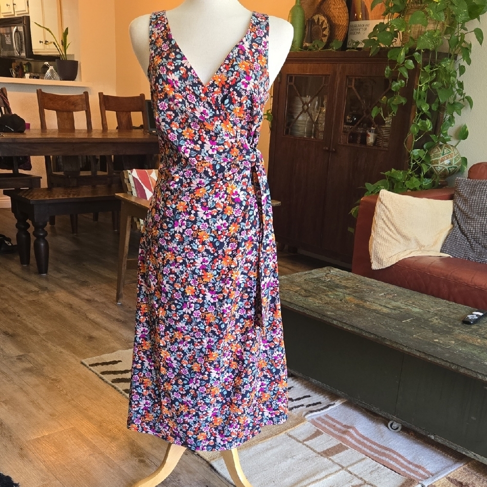 Colorful Floral  Sleeveless V-Neck Midi Dress